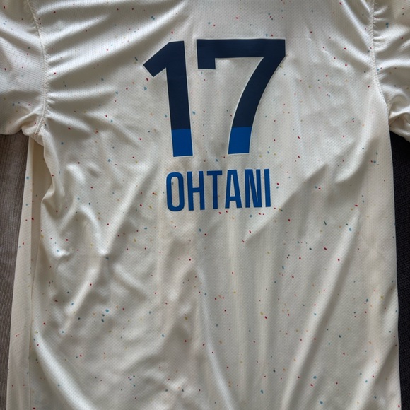 Nike Cream Dodgers Jersey with Multicolor Speckles - Picture 4 of 4